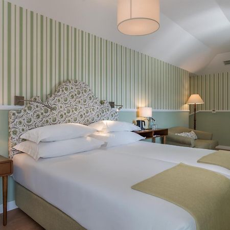 เปสตานา เชอร์ชิลเบย์ Hotel กามารา ดิ โลบุช ภายนอก รูปภาพ
