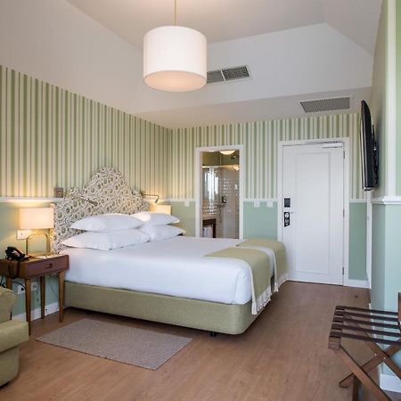 เปสตานา เชอร์ชิลเบย์ Hotel กามารา ดิ โลบุช ภายนอก รูปภาพ