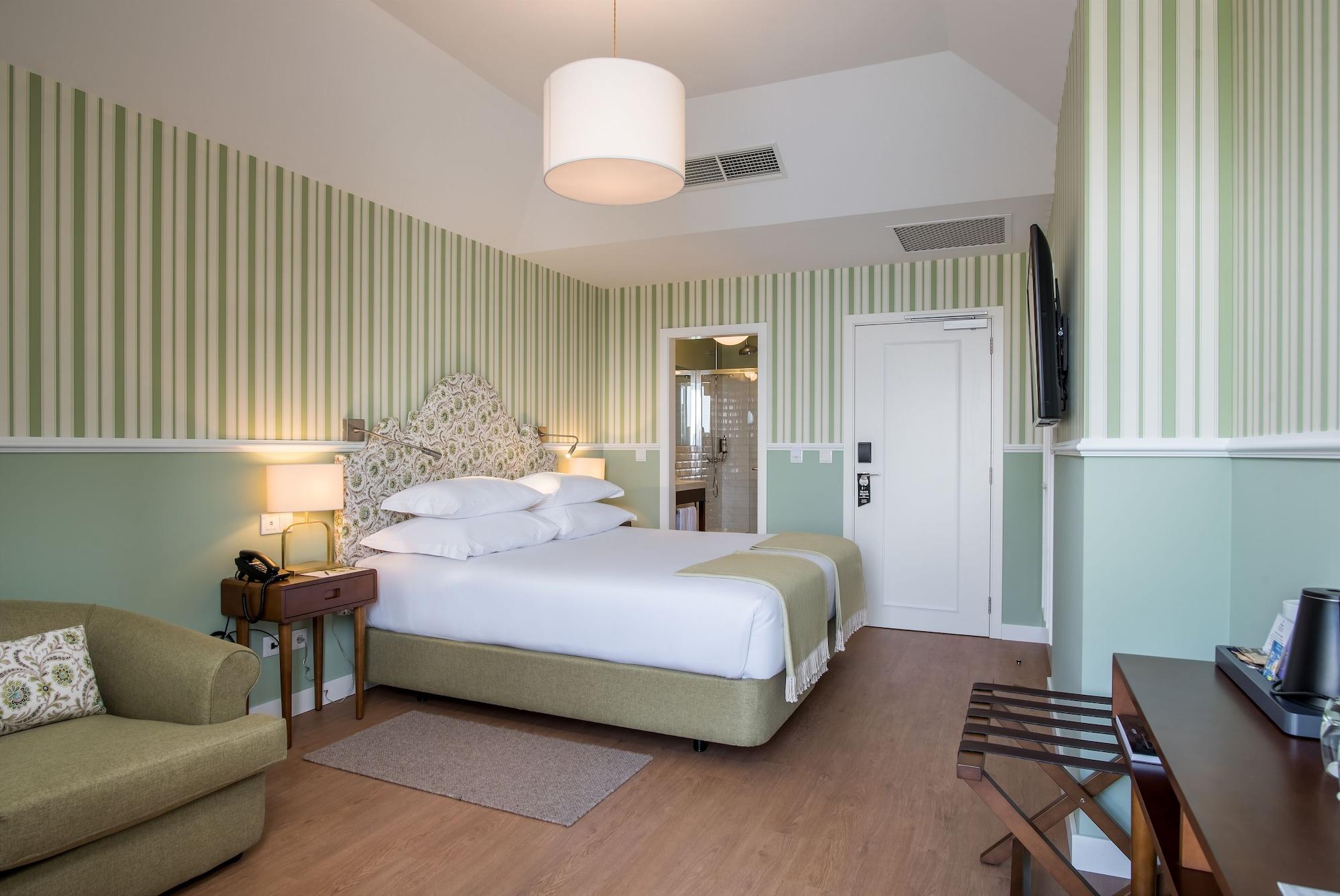เปสตานา เชอร์ชิลเบย์ Hotel กามารา ดิ โลบุช ภายนอก รูปภาพ