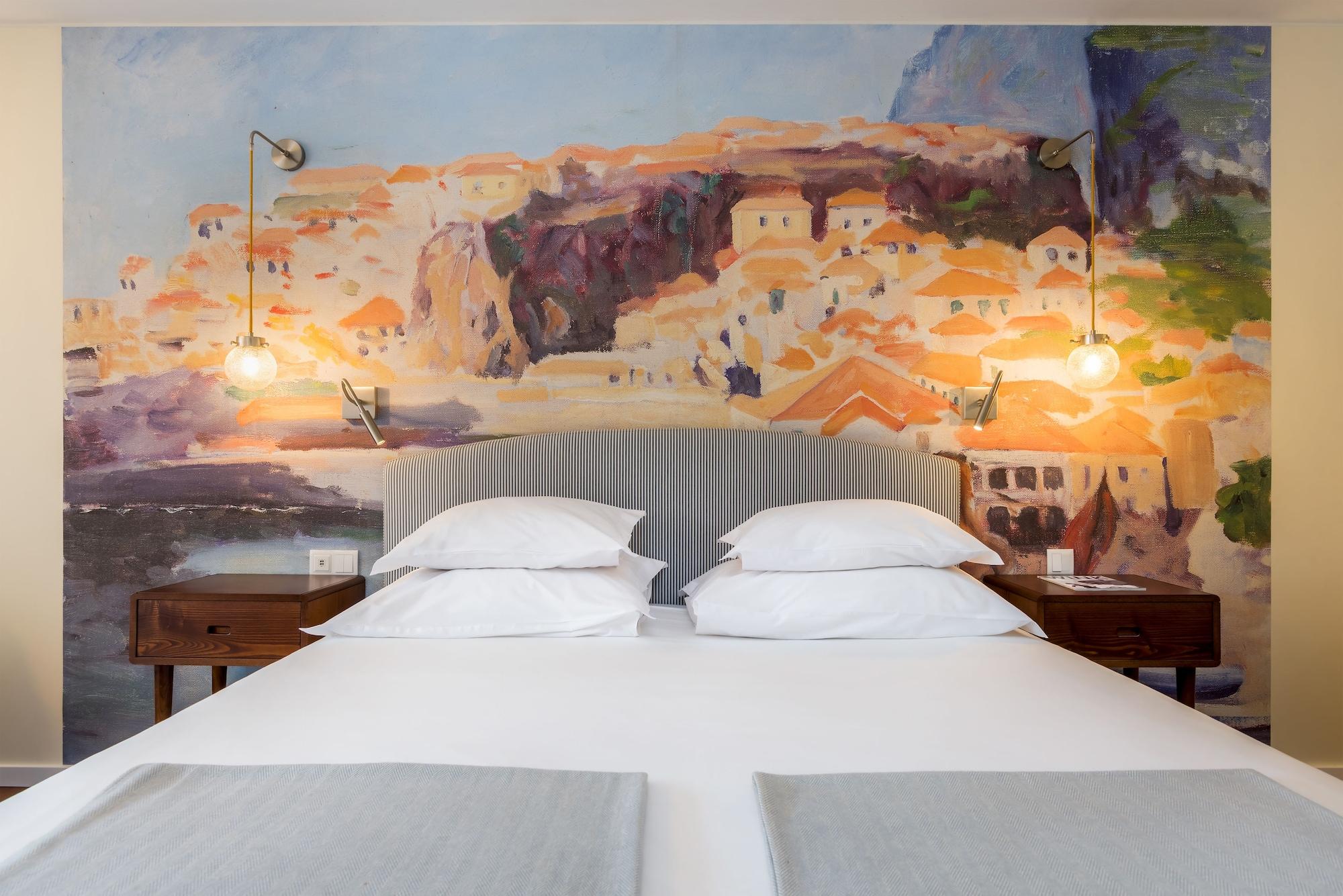 เปสตานา เชอร์ชิลเบย์ Hotel กามารา ดิ โลบุช ภายนอก รูปภาพ