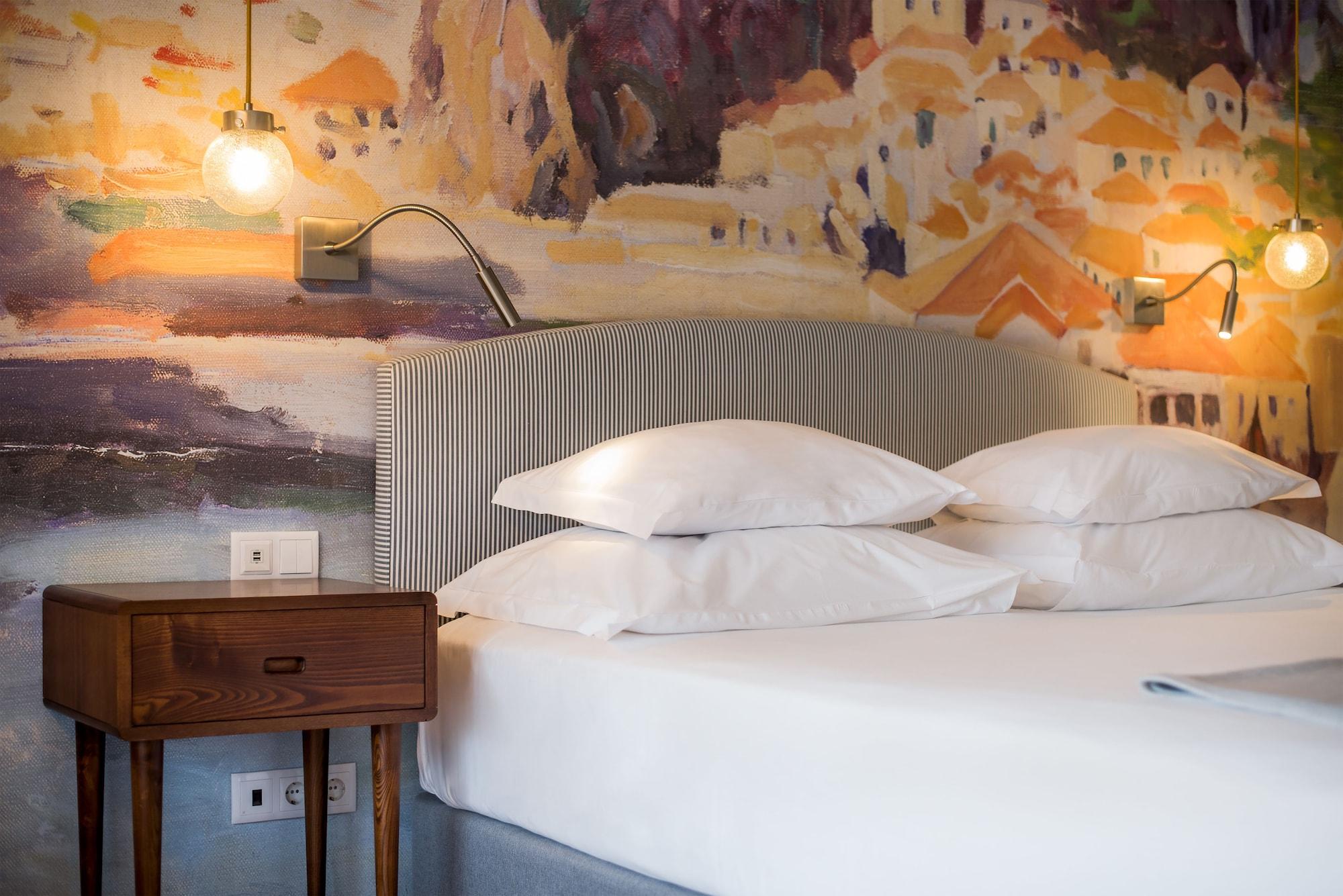 เปสตานา เชอร์ชิลเบย์ Hotel กามารา ดิ โลบุช ภายนอก รูปภาพ