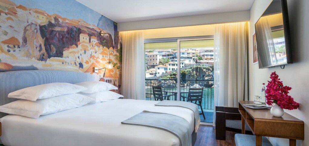 เปสตานา เชอร์ชิลเบย์ Hotel กามารา ดิ โลบุช ภายนอก รูปภาพ
